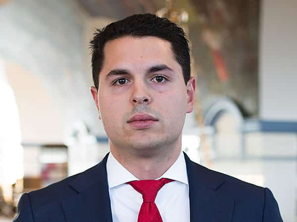 Thomas J Martinicchio